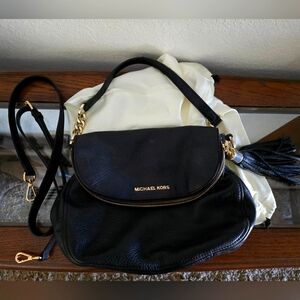 Like NEW Michael Kors black purse in original satin storage pouch.